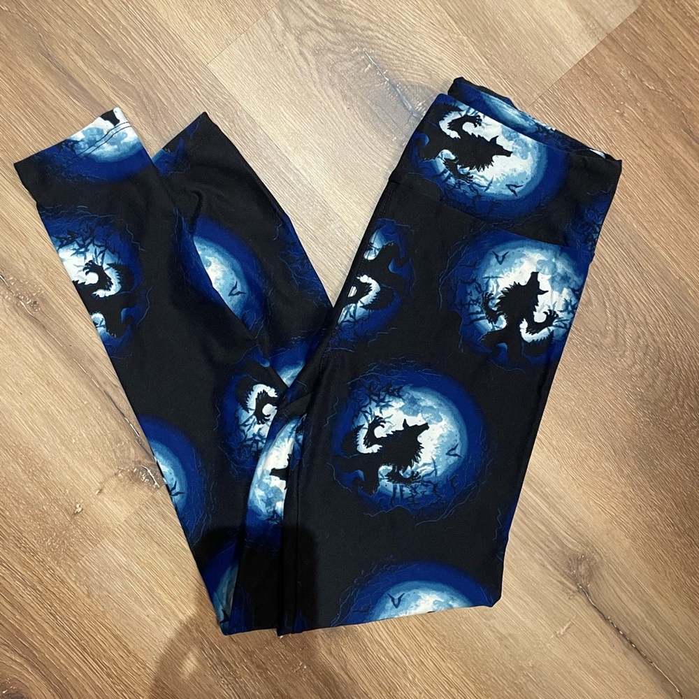 Lularoe One Size Werewolf Halloween Leggings